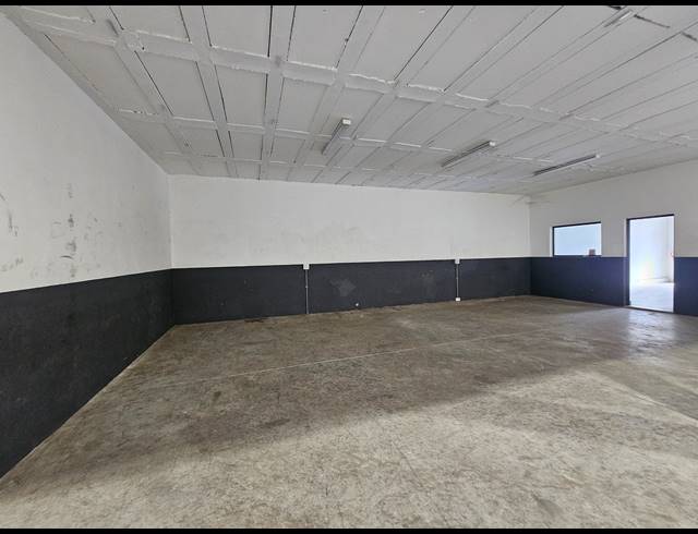 338M² WAREHOUSE TO LET IN LINBRO PARK